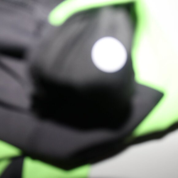 Green & Black Lululemon Leggings Size 8 - Picture 6 of 9